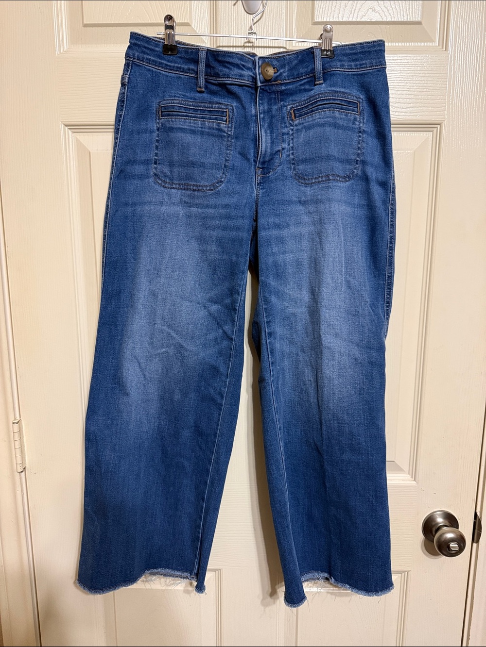 Classic Wide-Leg Women's Jeans in Blue